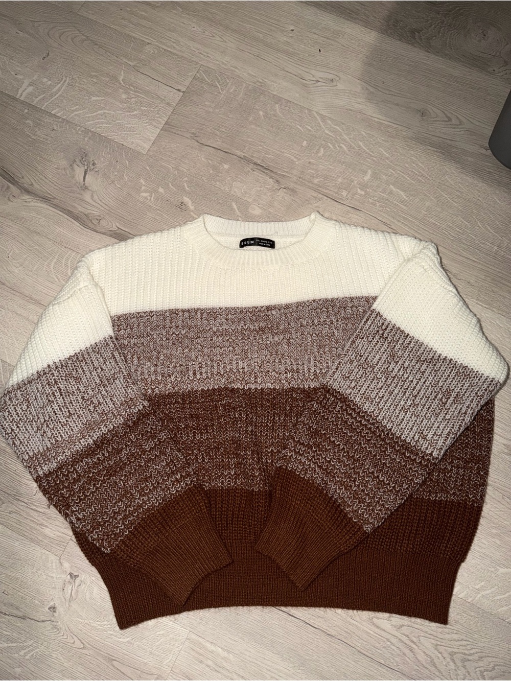 Chunky Colorblock Women’s Sweater in Cream and Brown